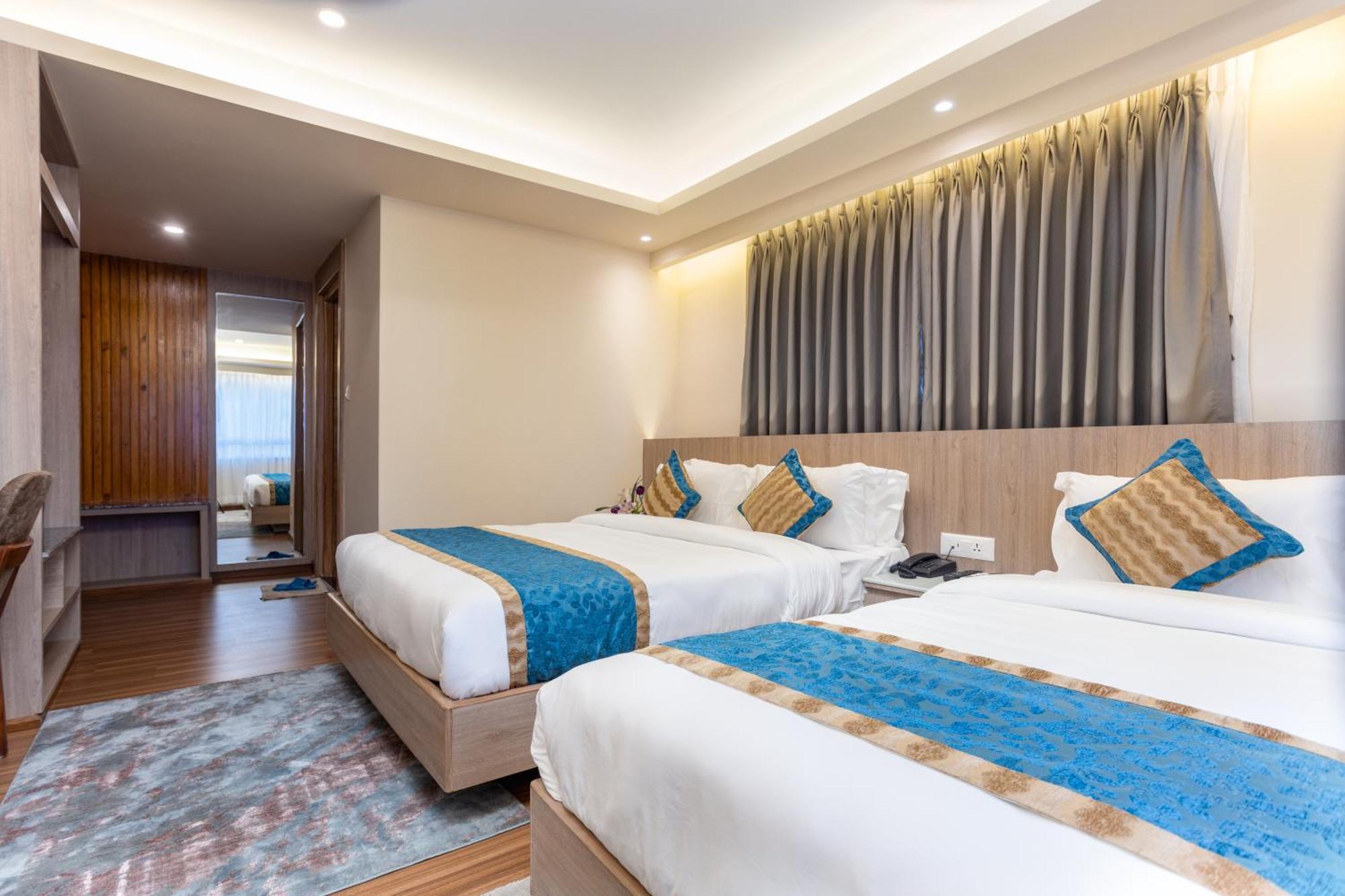 Shuvatara Suites & Spa, Thamel Kathmandu Exteriör bild