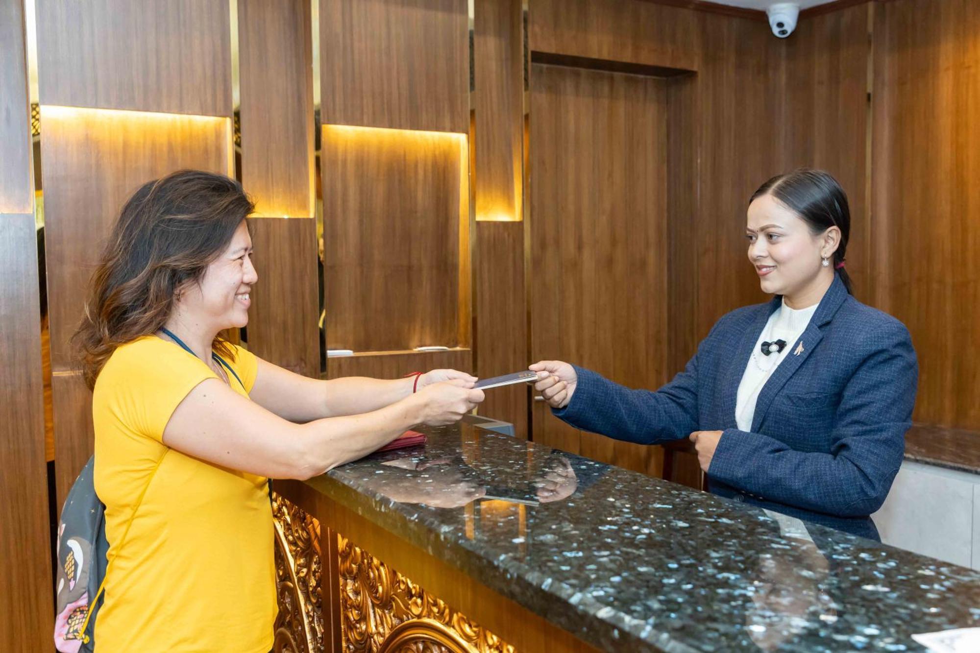 Shuvatara Suites & Spa, Thamel Kathmandu Exteriör bild