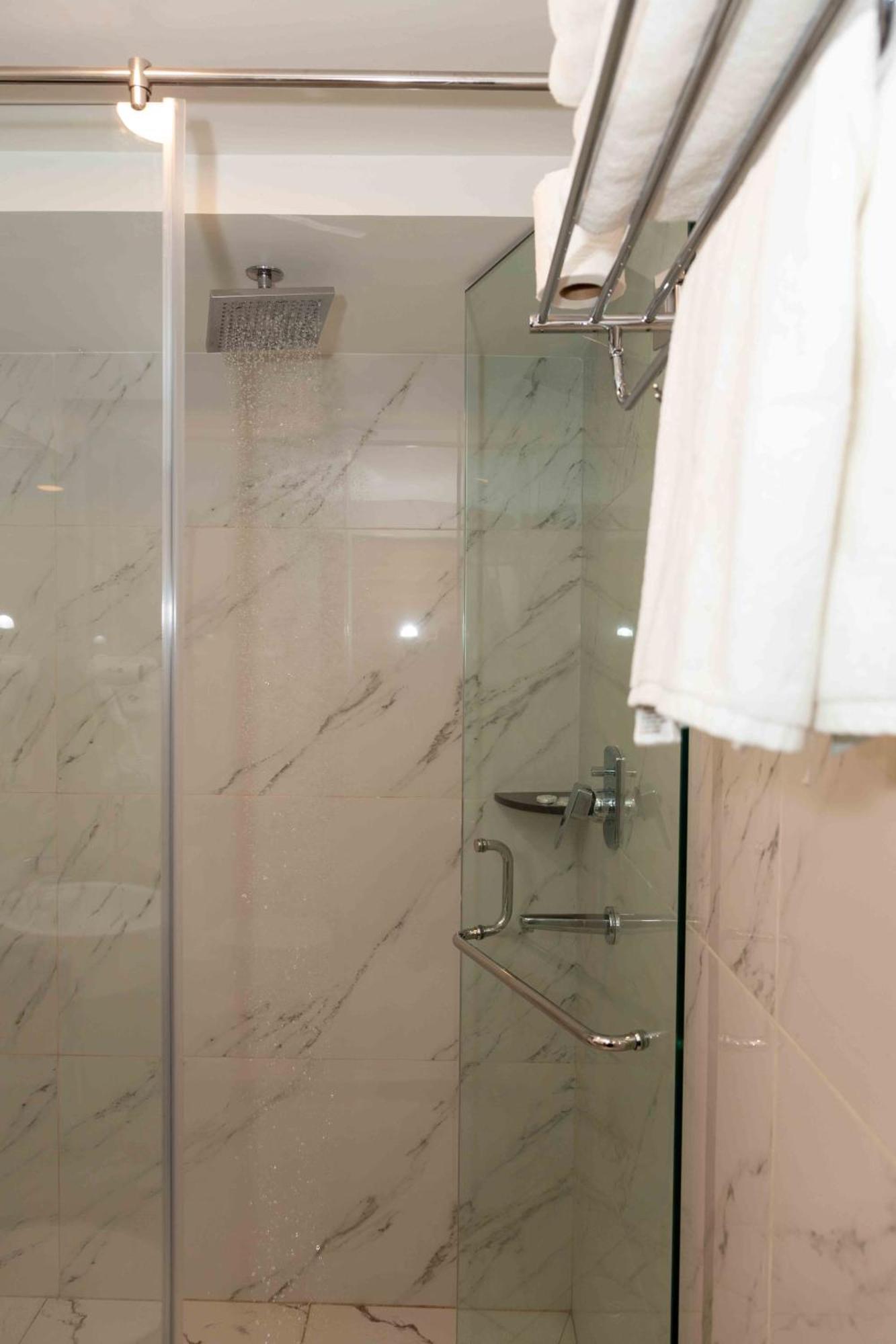 Shuvatara Suites & Spa, Thamel Kathmandu Exteriör bild